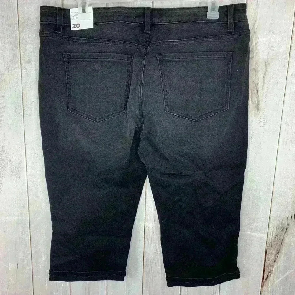 NWT LANE BRYANT Black/Gray Capri Jeans Size 20 - Picture 2 of 3